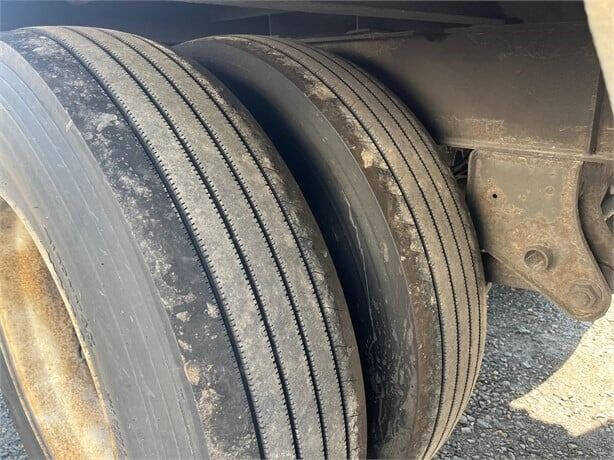 2005 Wabash 28' Dry Van