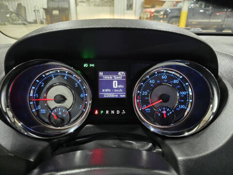 2015 Chrysler Town and Country Touring-L