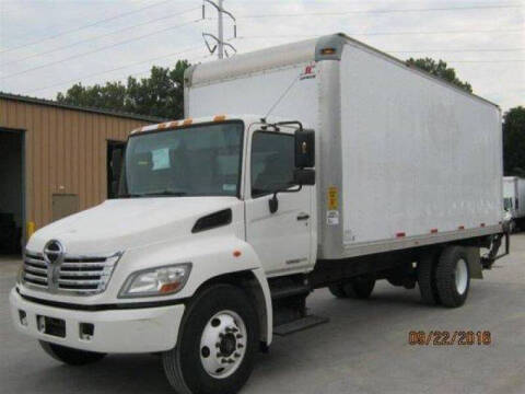 2010 Hino 268