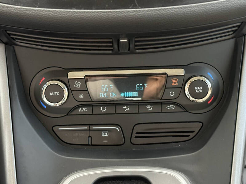 2014 Ford C-MAX Hybrid SE