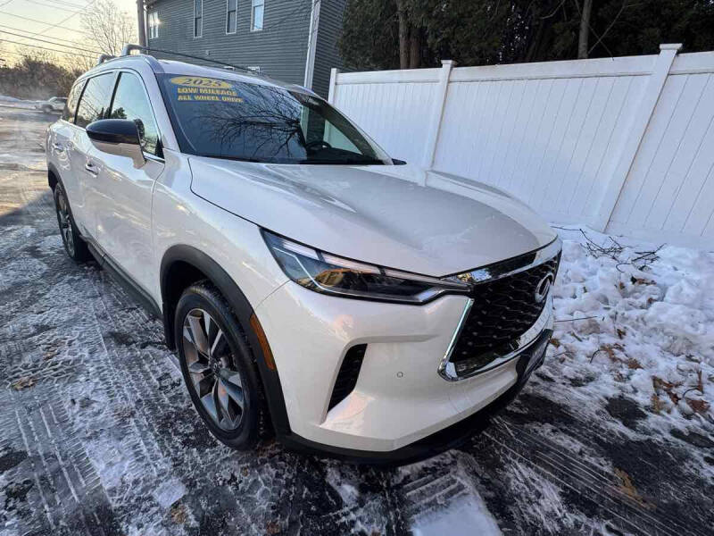 2025 Infiniti QX60 Luxe