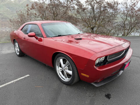 2009 Dodge Challenger SE