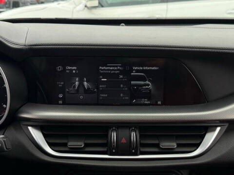 2024 Alfa Romeo Stelvio Veloce