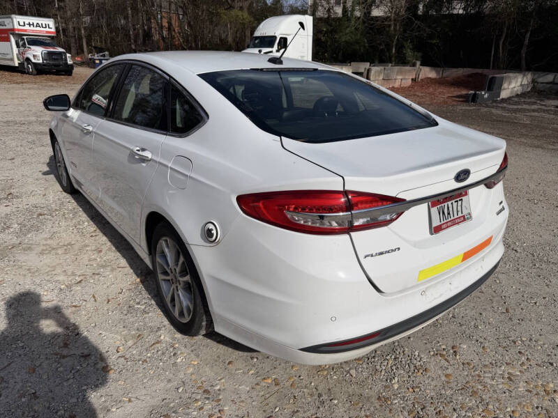 2017 Ford Fusion Hybrid SE