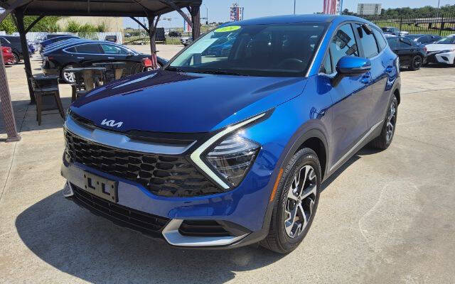 2024 Kia Sportage EX's photo