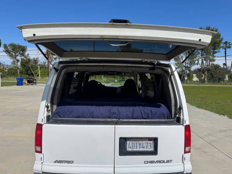 1998 Chevrolet Astro LS