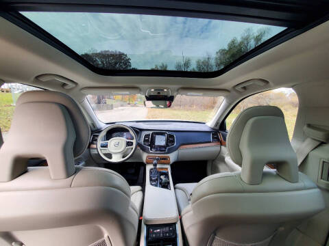 2017 Volvo XC90 T6 Inscription