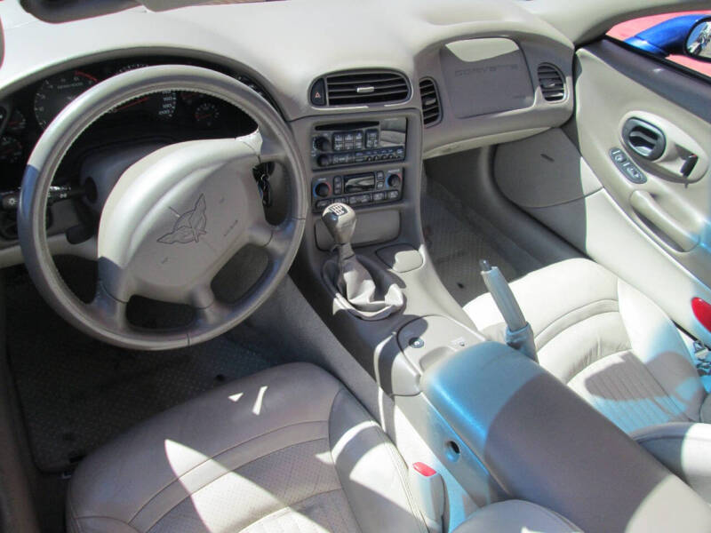 2004 Chevrolet Corvette