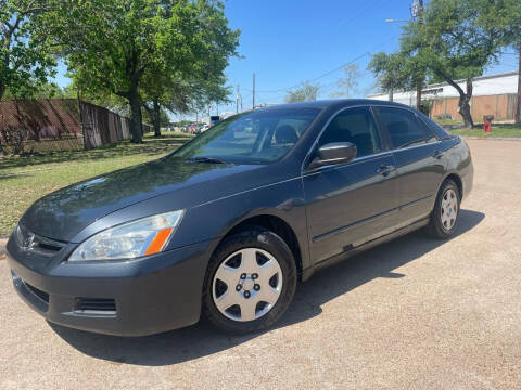 2007 Honda Accord for sale at TWIN CITY MOTORS in Houston TX