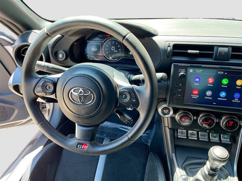 2024 Toyota GR86 Premium