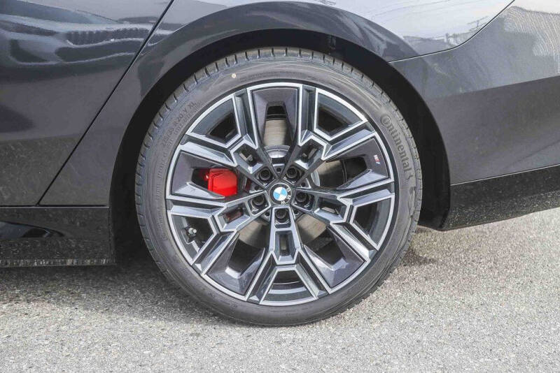 2026 BMW i5 eDrive40