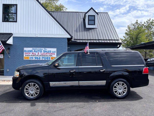 2012 Lincoln Navigator L for sale at Michael Johnson @ Allens Auto Sales Hopkinsville in Hopkinsville, KY