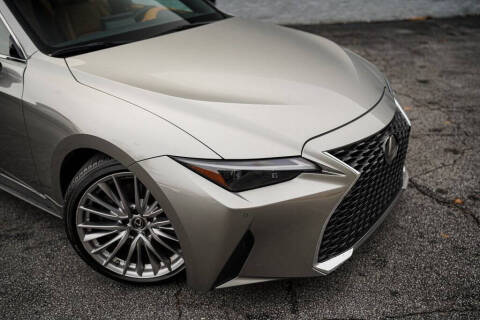 2023 Lexus IS 300