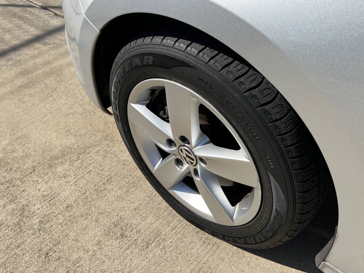 Used Car 2011 Volkswagen Jetta  Tdi 4dr Sedan 6a For Sale Under $10,000 In Austin, Texas