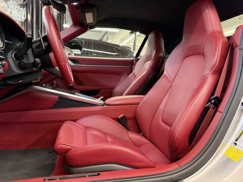 2023 Porsche 911 Carrera