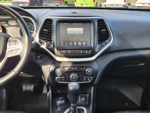 2017 Jeep Cherokee Overland