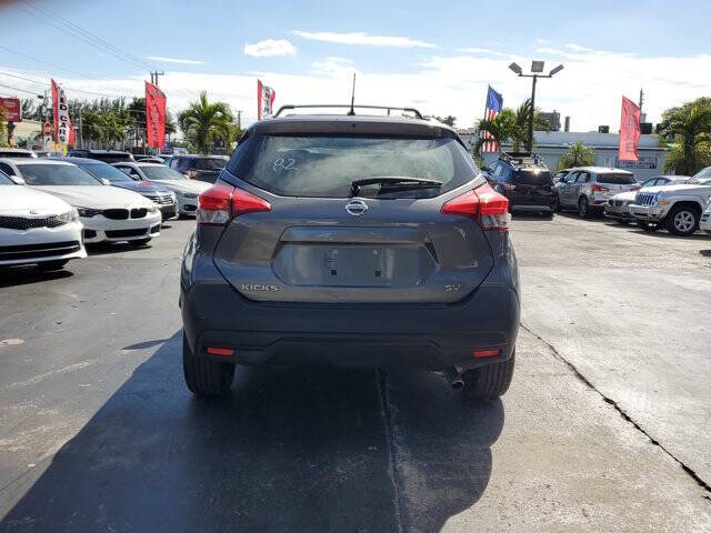 2019 Nissan Kicks SV