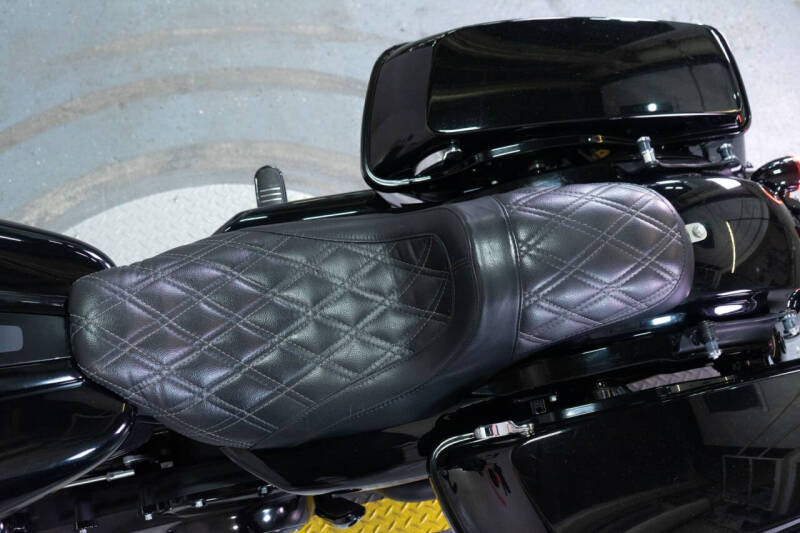 2021 Harley-Davidson Road Glide Special