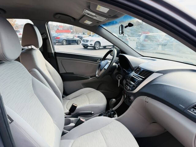 2016 Hyundai Accent SE