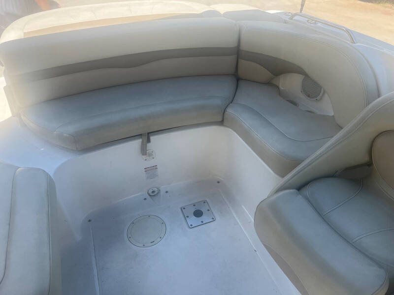 2004 Chaparral 236 Sunesta