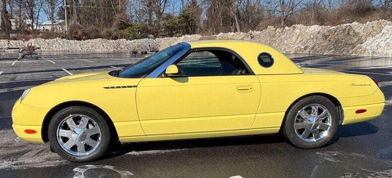 2002 Ford Thunderbird Deluxe