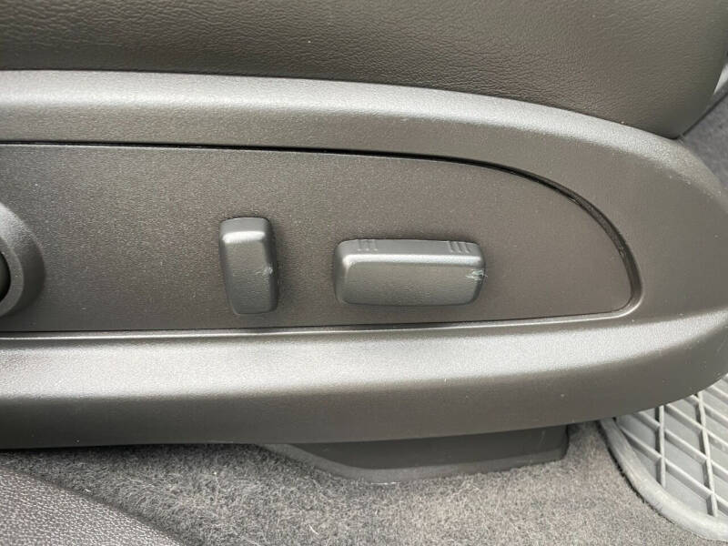 2016 GMC Acadia Denali