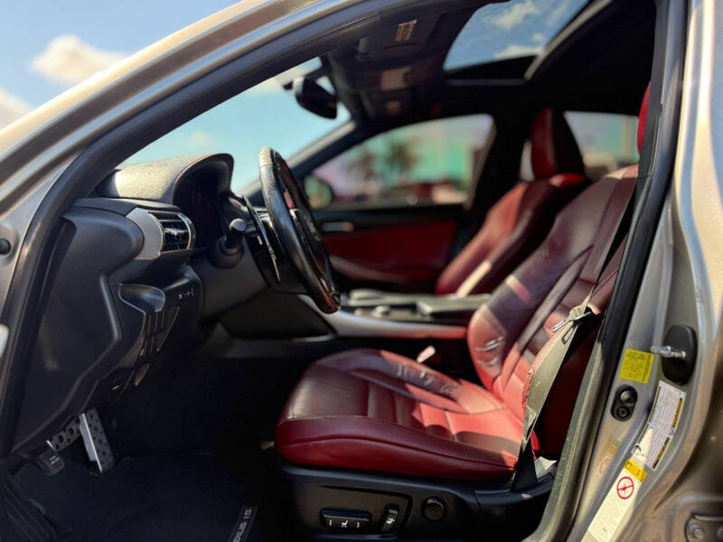 2015 Lexus IS 250 Crafted Line