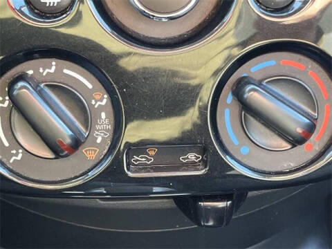 2017 Nissan Versa 1.6 SV