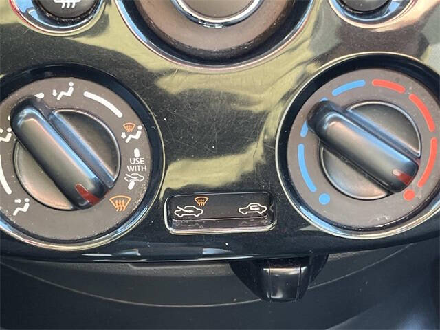 2017 Nissan Versa 1.6 SV