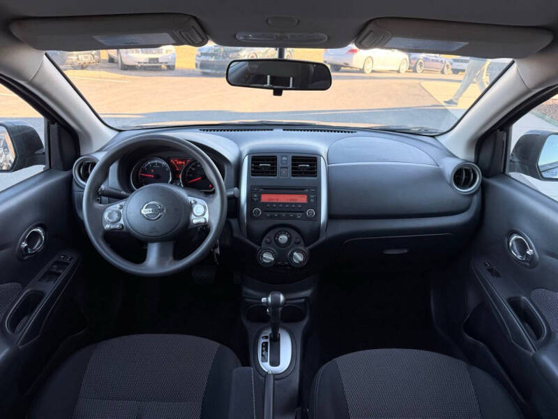 2014 Nissan Versa 1.6 SV