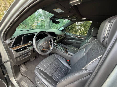 2023 Cadillac Escalade Sport Platinum