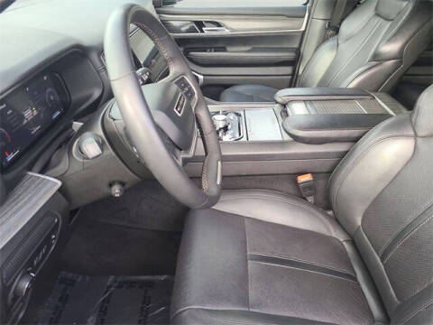 2023 Jeep Wagoneer Series III