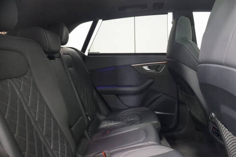 2023 Audi SQ8 4.0T quattro Premium Plus