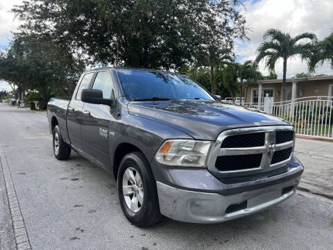 2015 RAM 1500 SLT