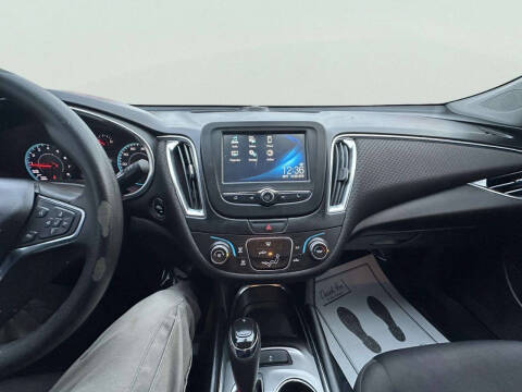 2017 Chevrolet Malibu LT