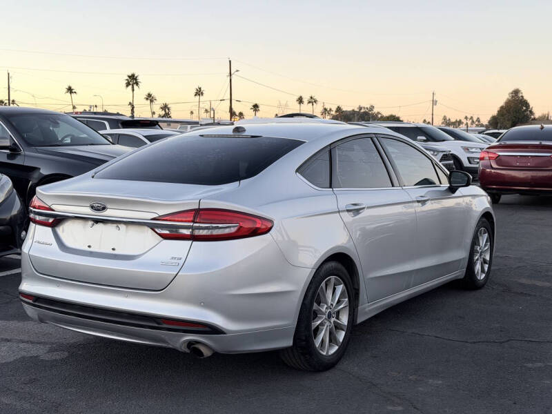 2017 Ford Fusion SE