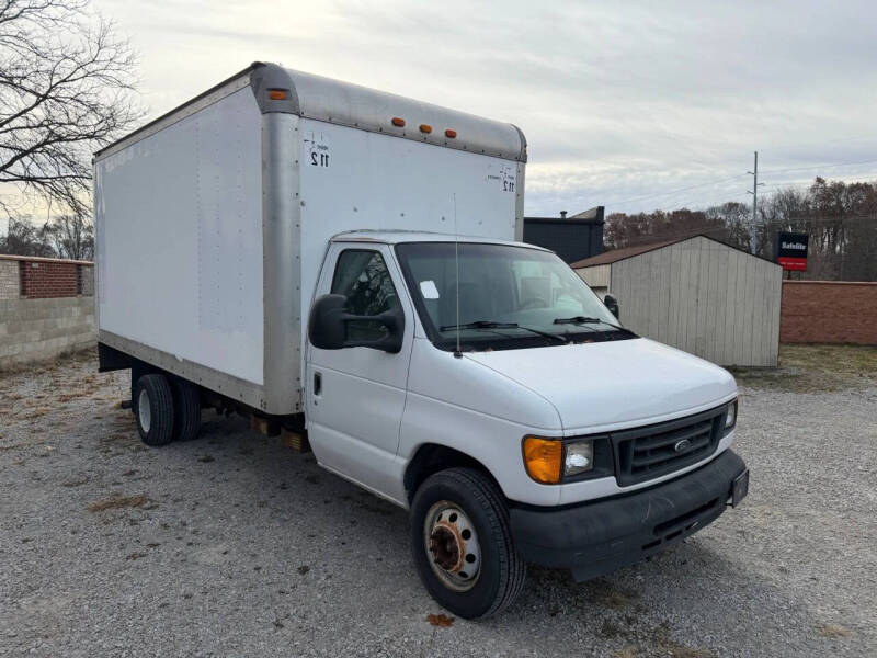 2005 Ford E-Series E-450 SD