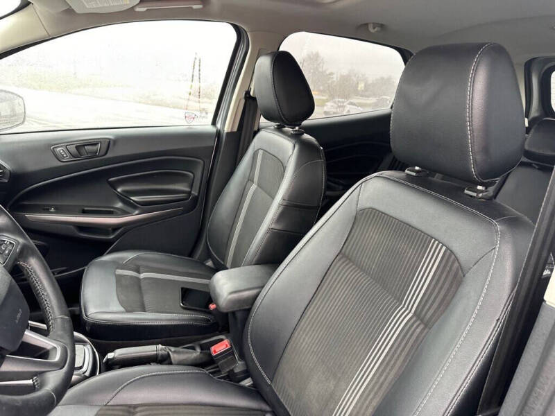 2020 Ford EcoSport SES