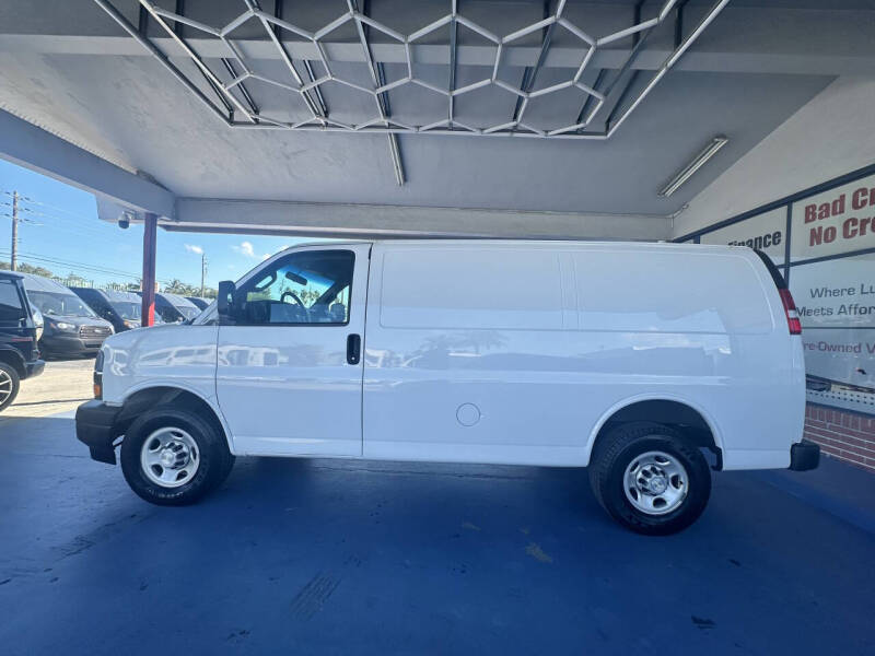 2021 Chevrolet Express 2500