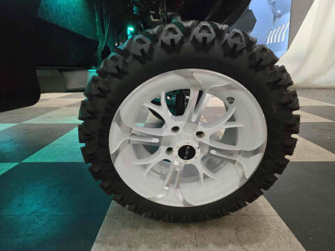 2022 Kodiak Defender 6 Passenger