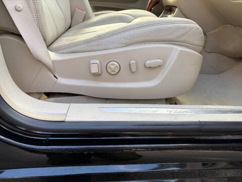 2011 Cadillac DTS Premium Collection