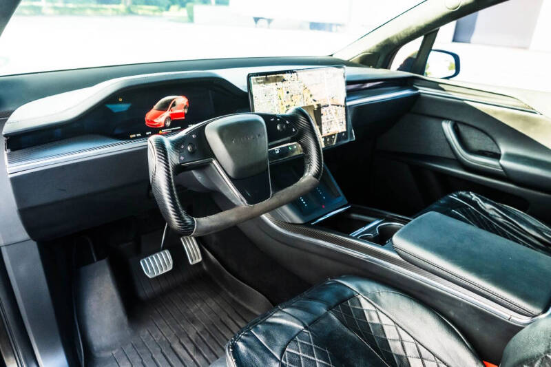 2022 Tesla Model X Plaid