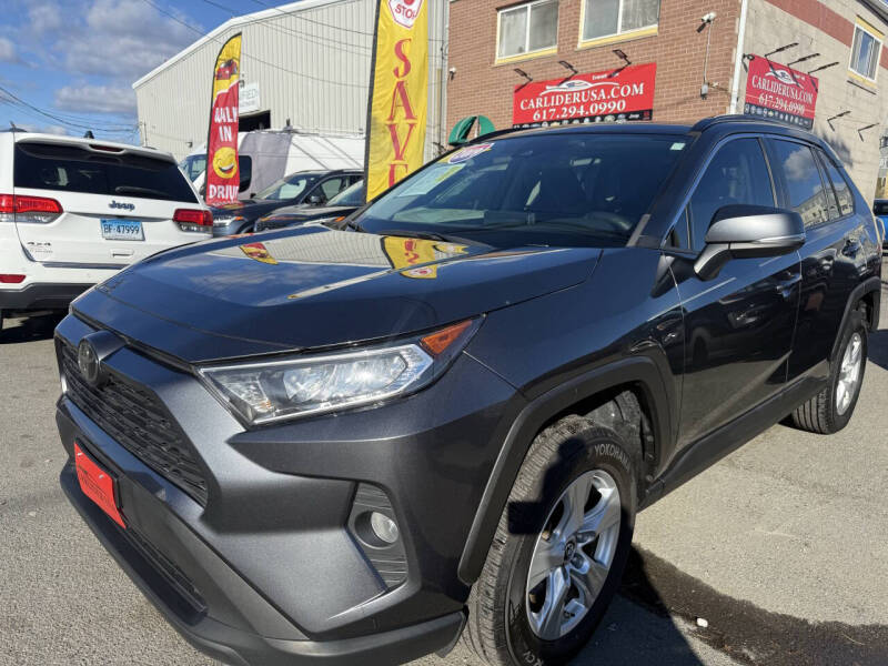 2019 Toyota RAV4 XLE's photo