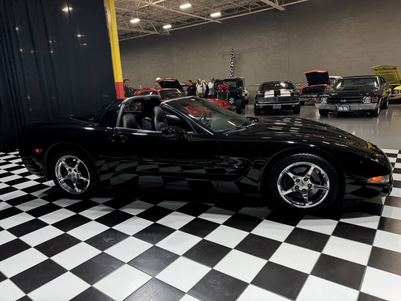 2001 Chevrolet Corvette 20
