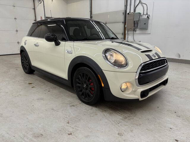 2019 MINI Hardtop 2 Door Cooper S