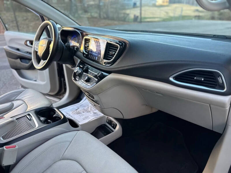 2017 Chrysler Pacifica Limited