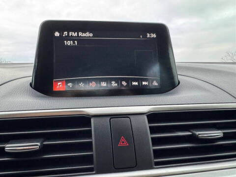 2018 Mazda MAZDA3 Sport