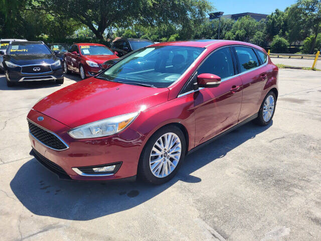 2017 Ford Focus for sale at FAMILY AUTO BROKERS in Longwood, FL