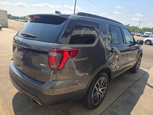 2016 Ford Explorer Sport