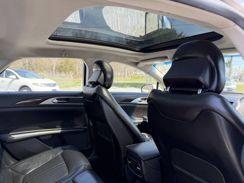 2014 Lincoln MKZ
